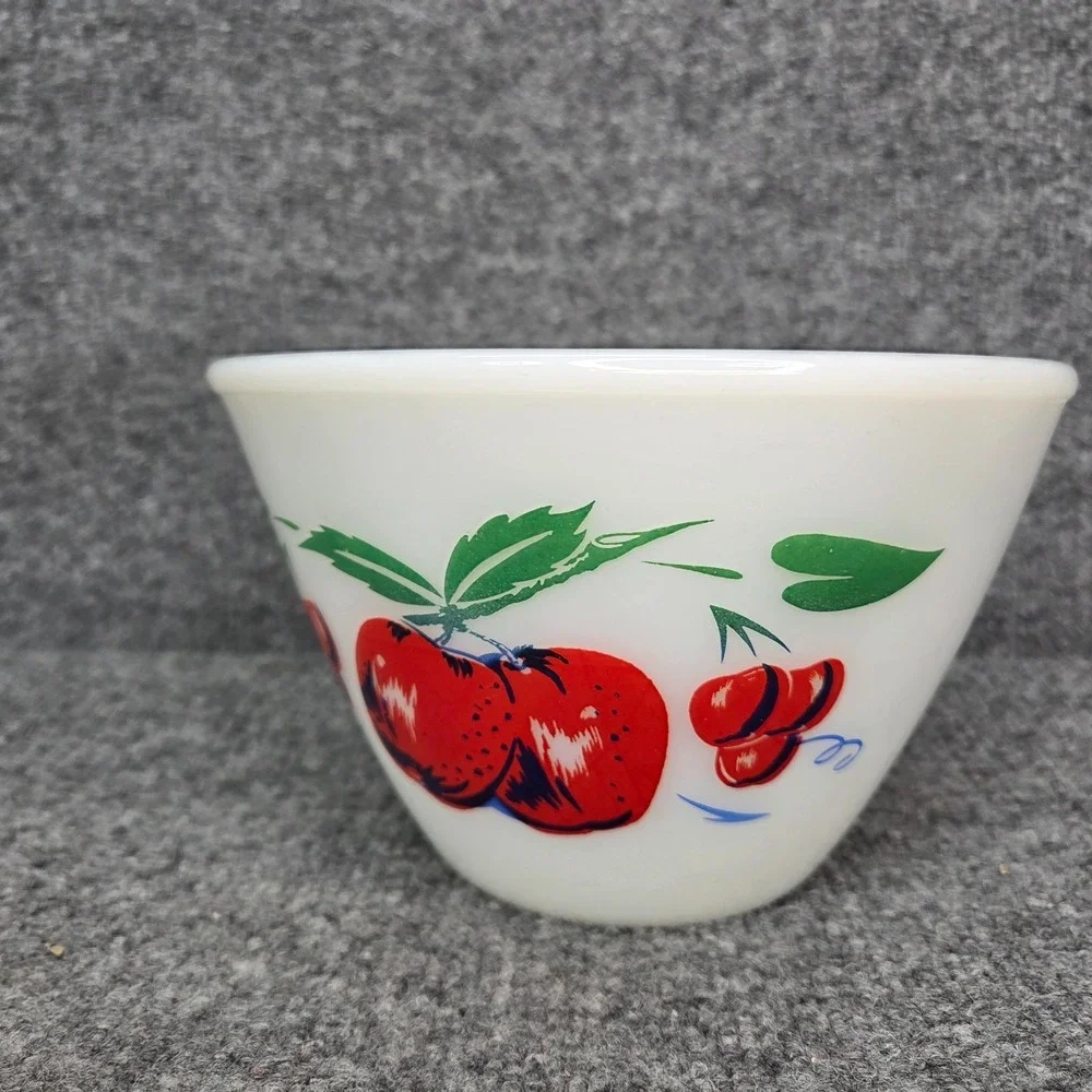 Vtg MCM Fire King Apples Cherries Splash Proof Mixing Bowl 7.5